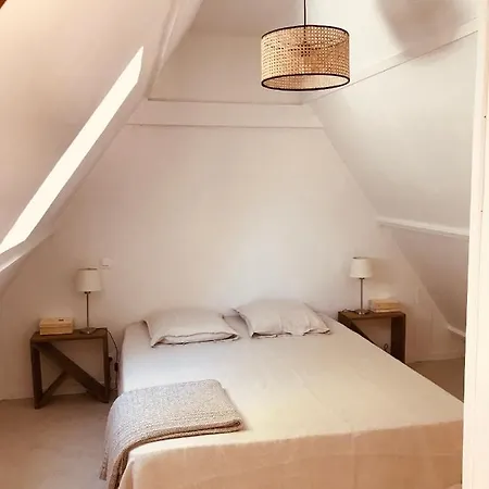 En Normandie Au Coeur Du Pays D'auge Le Pin (Calvados)